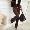 PANTALON RIB CON BOLSILLOS TRASEROS REF: BH590