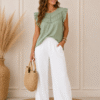 BLUSA CON VOLANTE Y DETALLE CALADO 25091